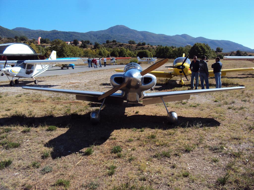Aitheron Hotel Air Park Zervi Luaran gambar