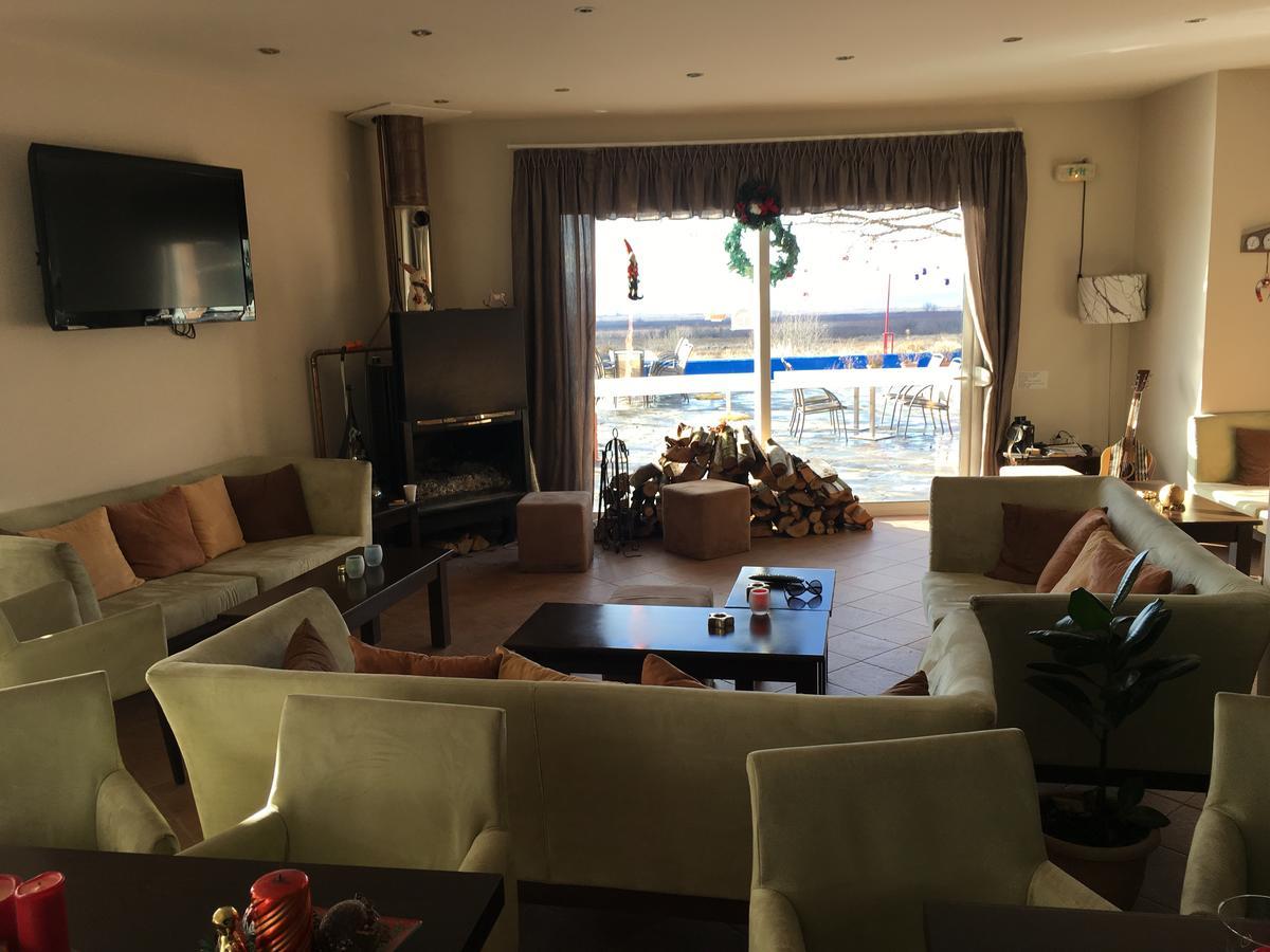 Aitheron Hotel Air Park Zervi Luaran gambar