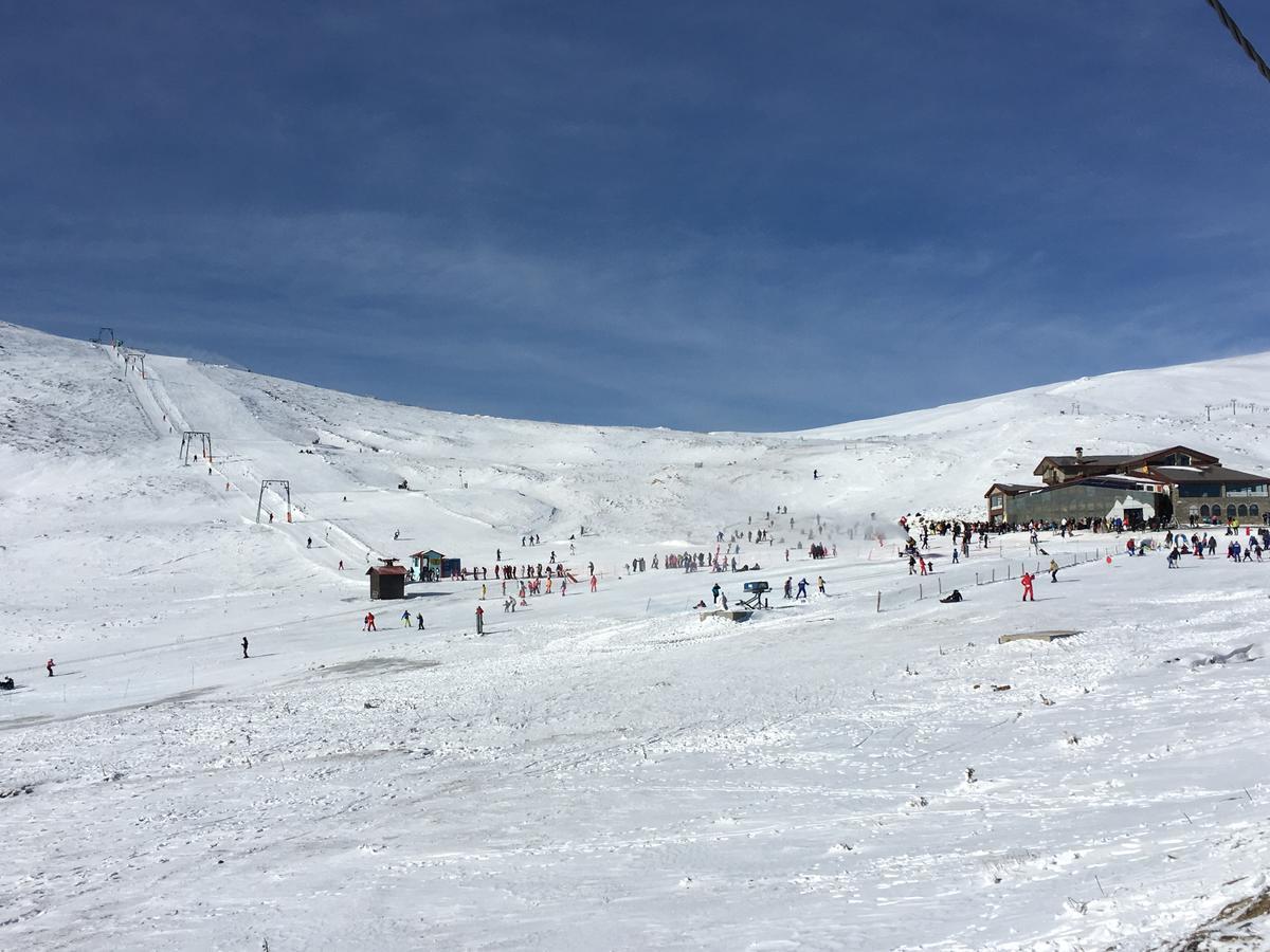 Aitheron Hotel Air Park Zervi Luaran gambar